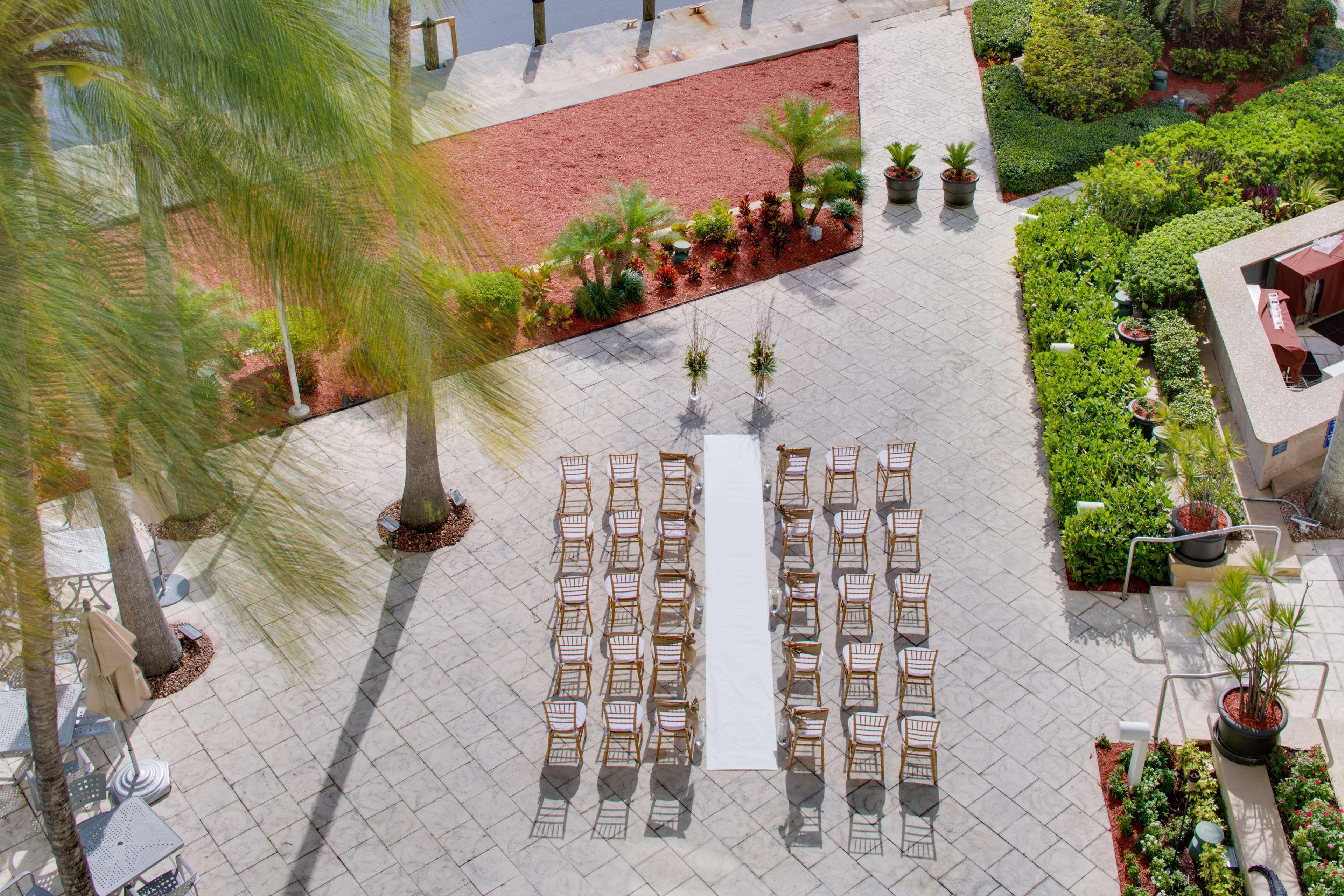 Gallery One - A Doubletree Suites By Hilton Hotel Fort Lauderdale Exterior foto