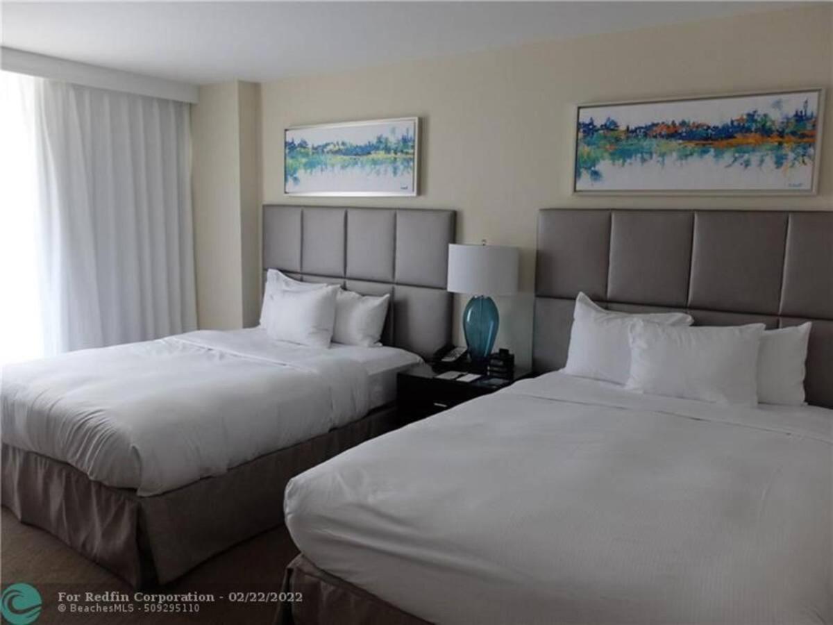 Gallery One - A Doubletree Suites By Hilton Hotel Fort Lauderdale Exterior foto