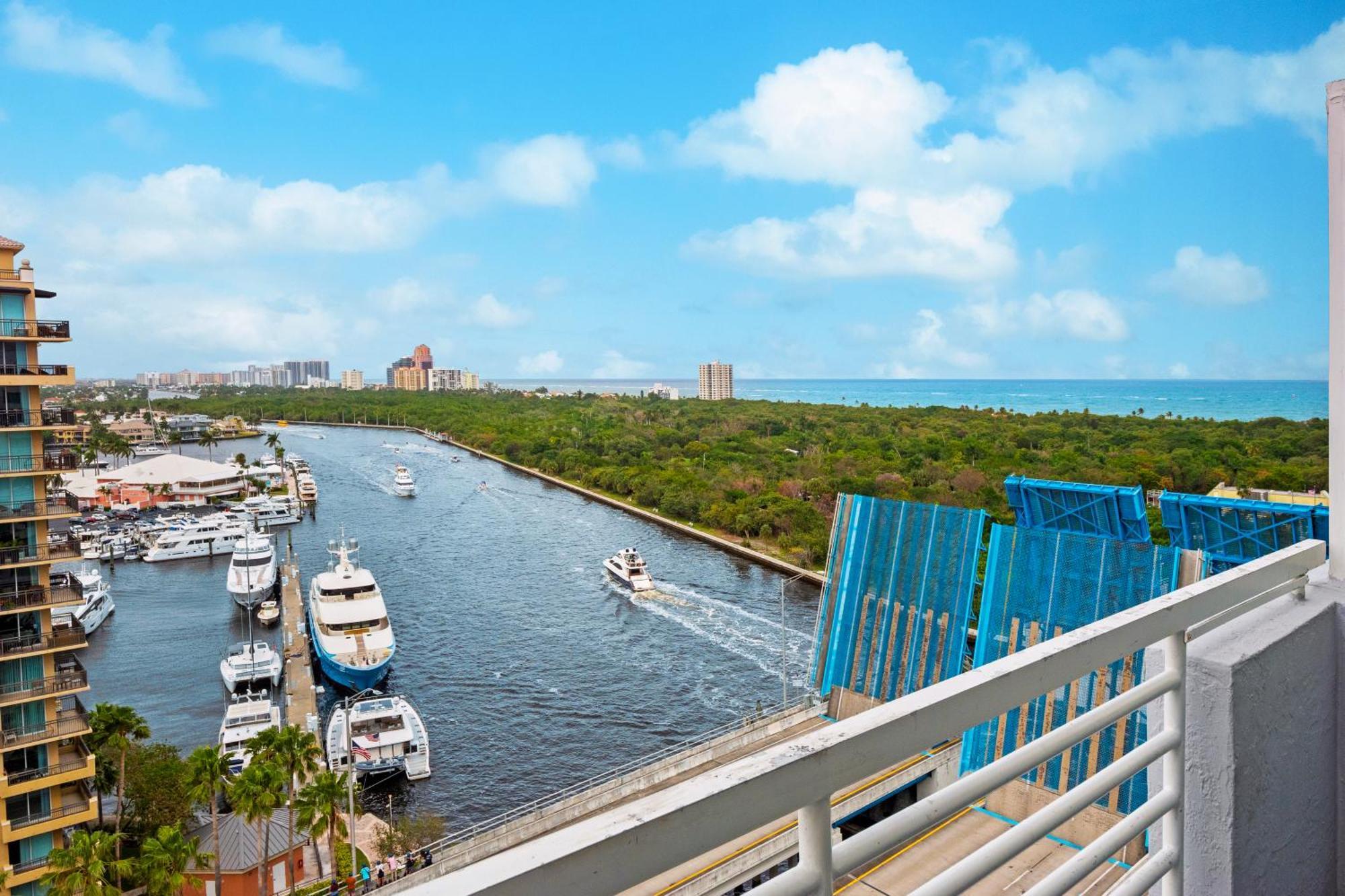 Gallery One - A Doubletree Suites By Hilton Hotel Fort Lauderdale Exterior foto