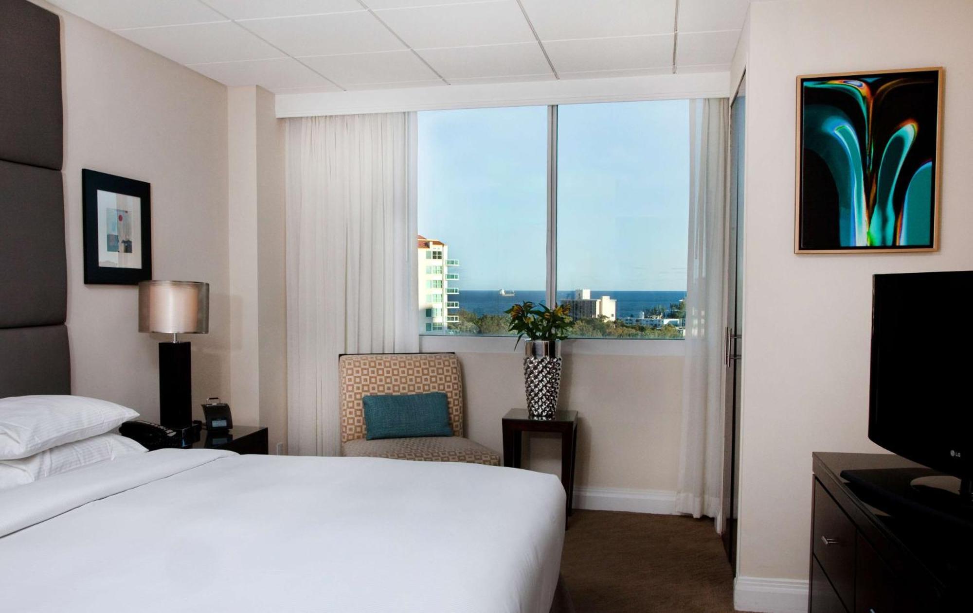 Gallery One - A Doubletree Suites By Hilton Hotel Fort Lauderdale Exterior foto