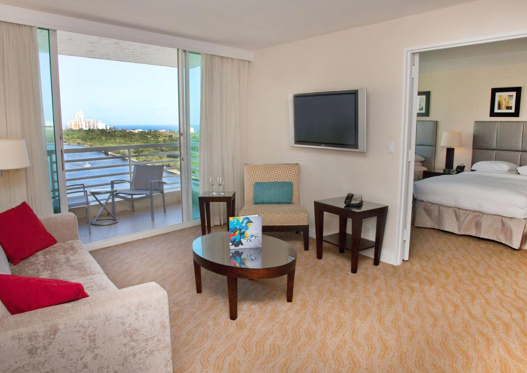 Gallery One - A Doubletree Suites By Hilton Hotel Fort Lauderdale Exterior foto