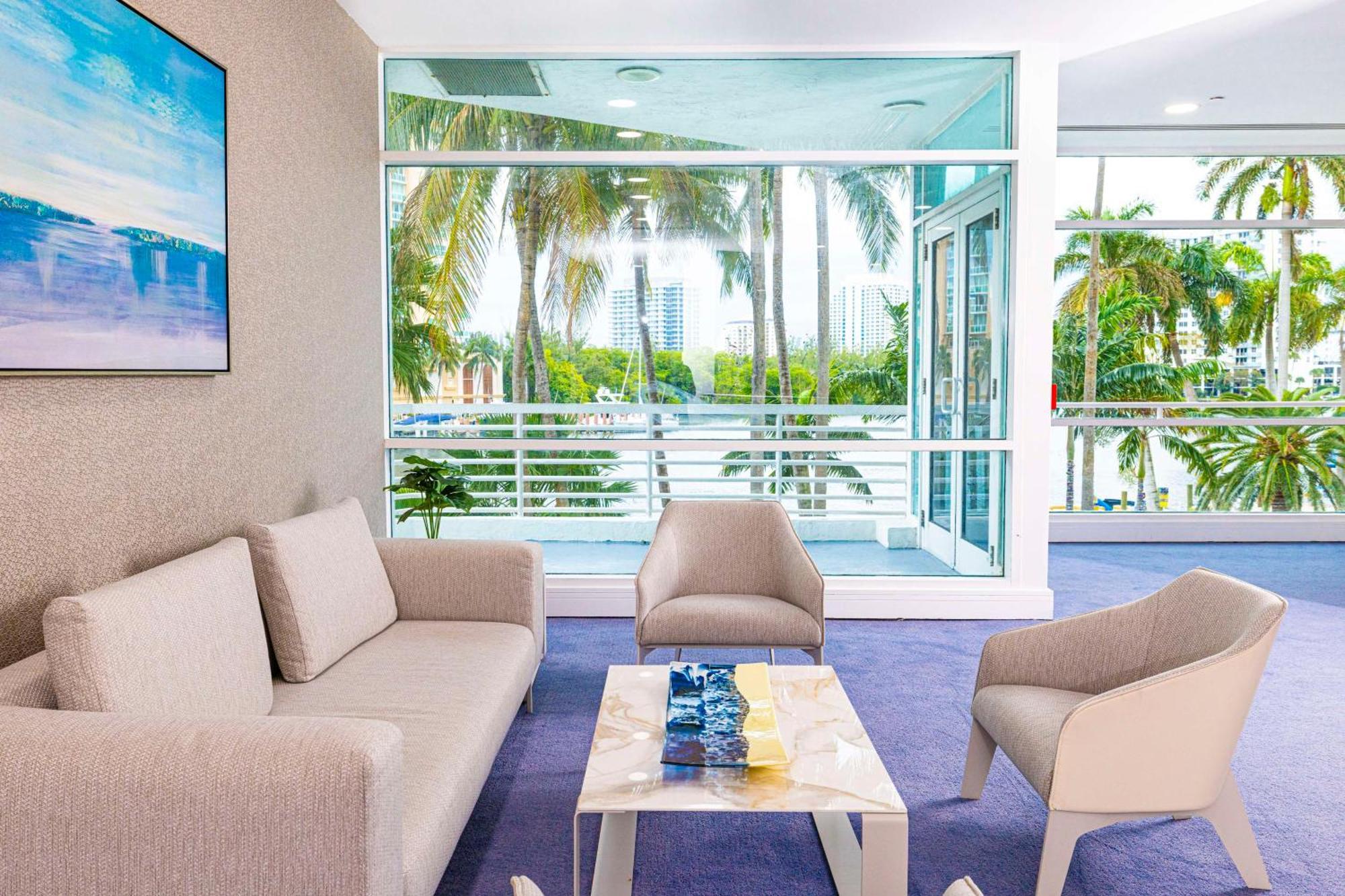 Gallery One - A Doubletree Suites By Hilton Hotel Fort Lauderdale Exterior foto